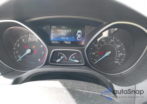 2016 Ford Focus Se z USA, uszkodzony, nr VIN 1FADP3K25GL266254